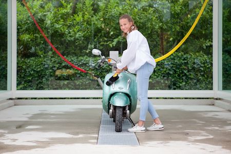 happy-duck-duivendrecht-scootermotor-wassen Motoren en scooters